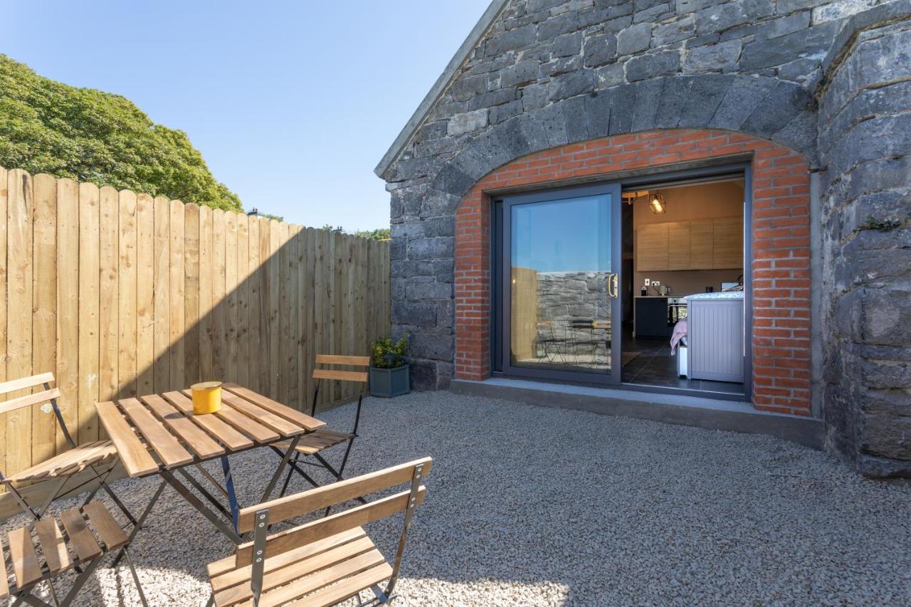 Coach House Cottage On The Shores Of Lough Corrib Galway Exterior foto