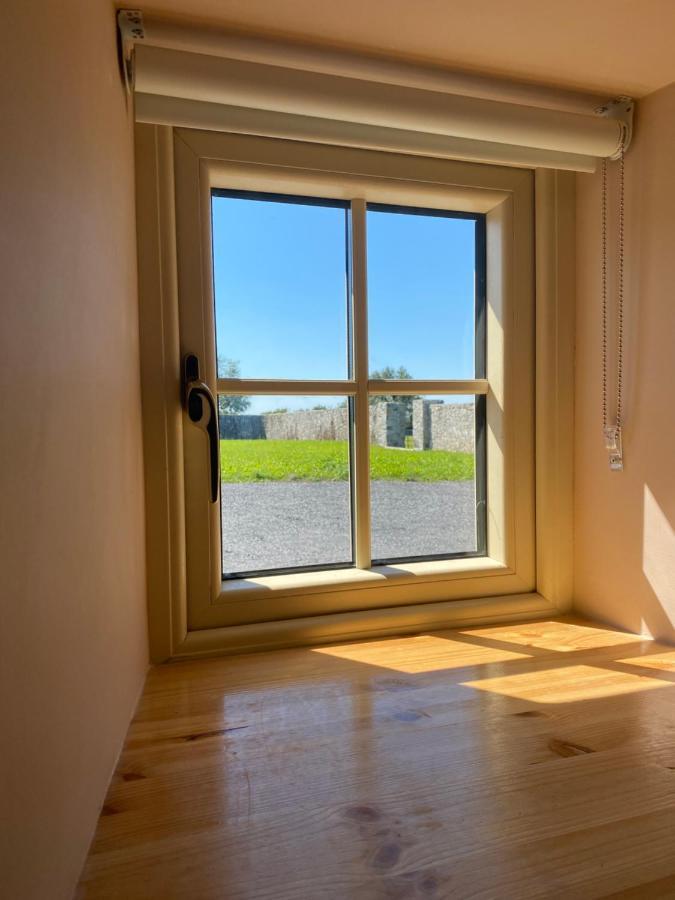 Coach House Cottage On The Shores Of Lough Corrib Galway Exterior foto